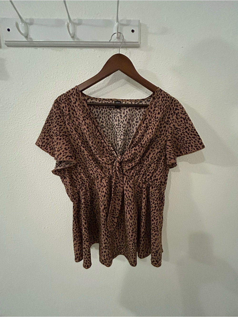 SHEIN Brown Leopard Print Tie-Front Blouse